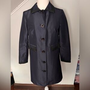 Ginny H women’s size 4 100% silk navy blue long light coat black trim
